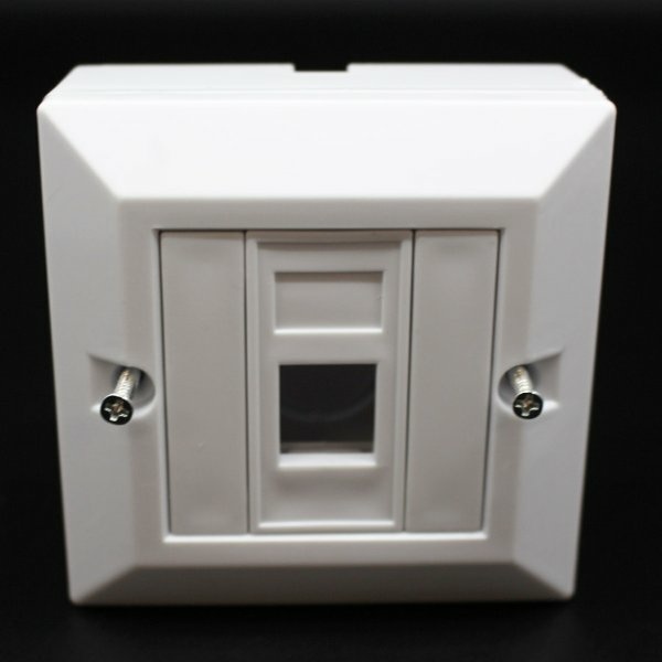קופסאת פלסטיק RJ-45 Plastic box Cat5 | PC SQUAD