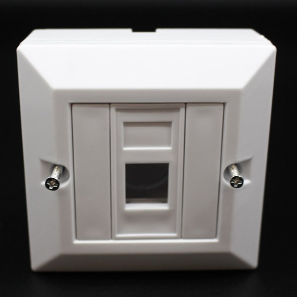 קופסאת פלסטיק RJ-45 Plastic box Cat5 | PC SQUAD